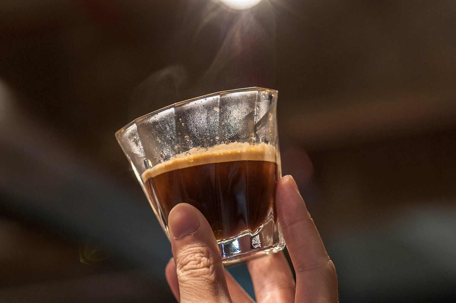 Espresso im Urban Twisted Glas
